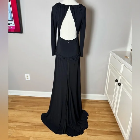 Vintage Vera Wang Black Ruched Long Sleeve Formal Gown